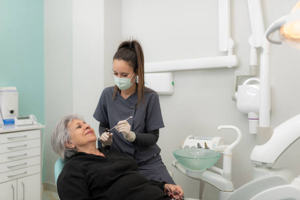 Best Dentist for Tooth Abscess  in Desert View Highlands, CA